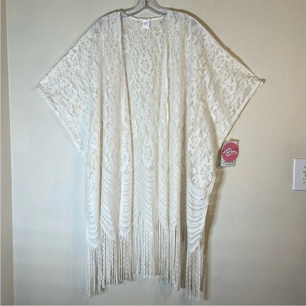 NWT. Siren Lily Maternity Fashion Floral Lace Fringe Hem Kimono. Large . - Picture 2 of 12